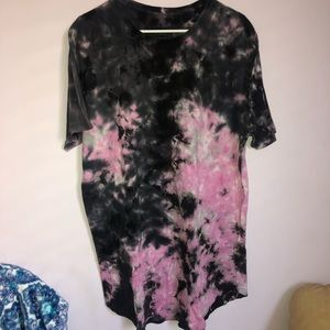 PACSUN TIE DYE LONG T-SHIRT